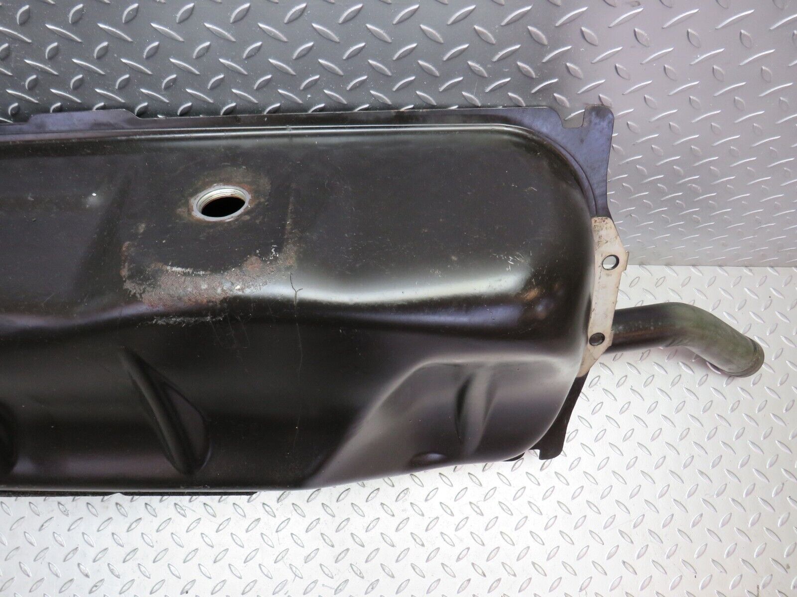 31442 Mercedes-Benz W123 200D Fuel Tank