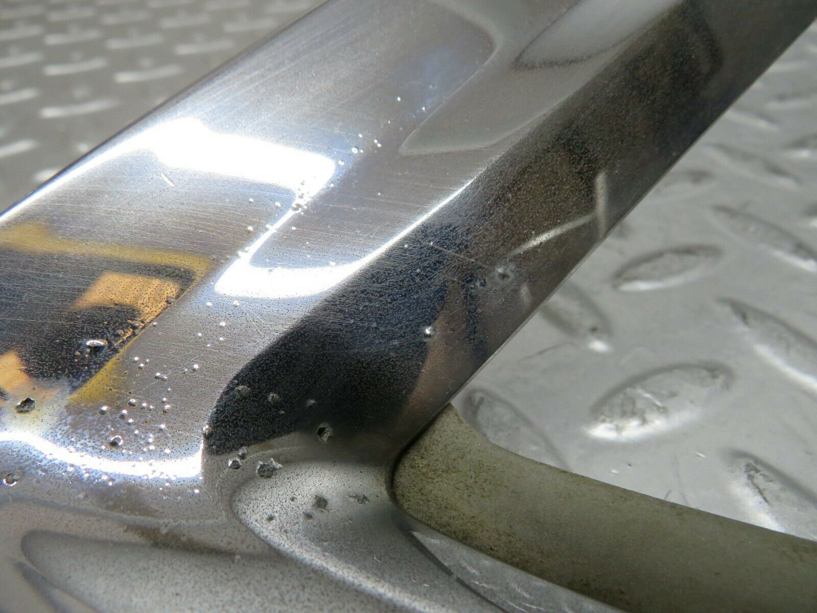 23785 Mercedes-Benz C107 450SLC Coupe Rear Window Trim Left 1076980189