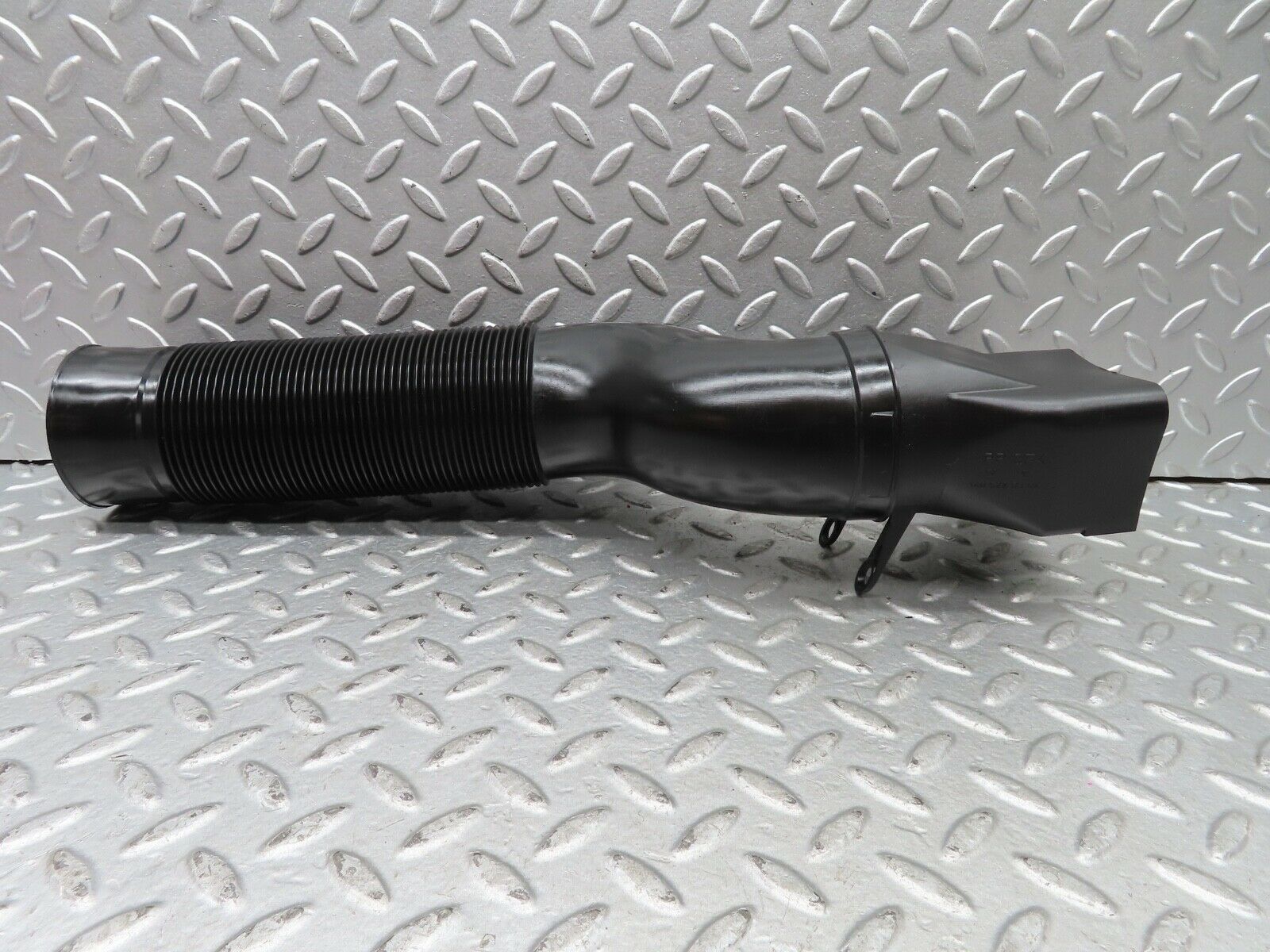 19306 Mercedes-Benz C140 CL420 Coupe Air Intake Hose Right Side 1190947582