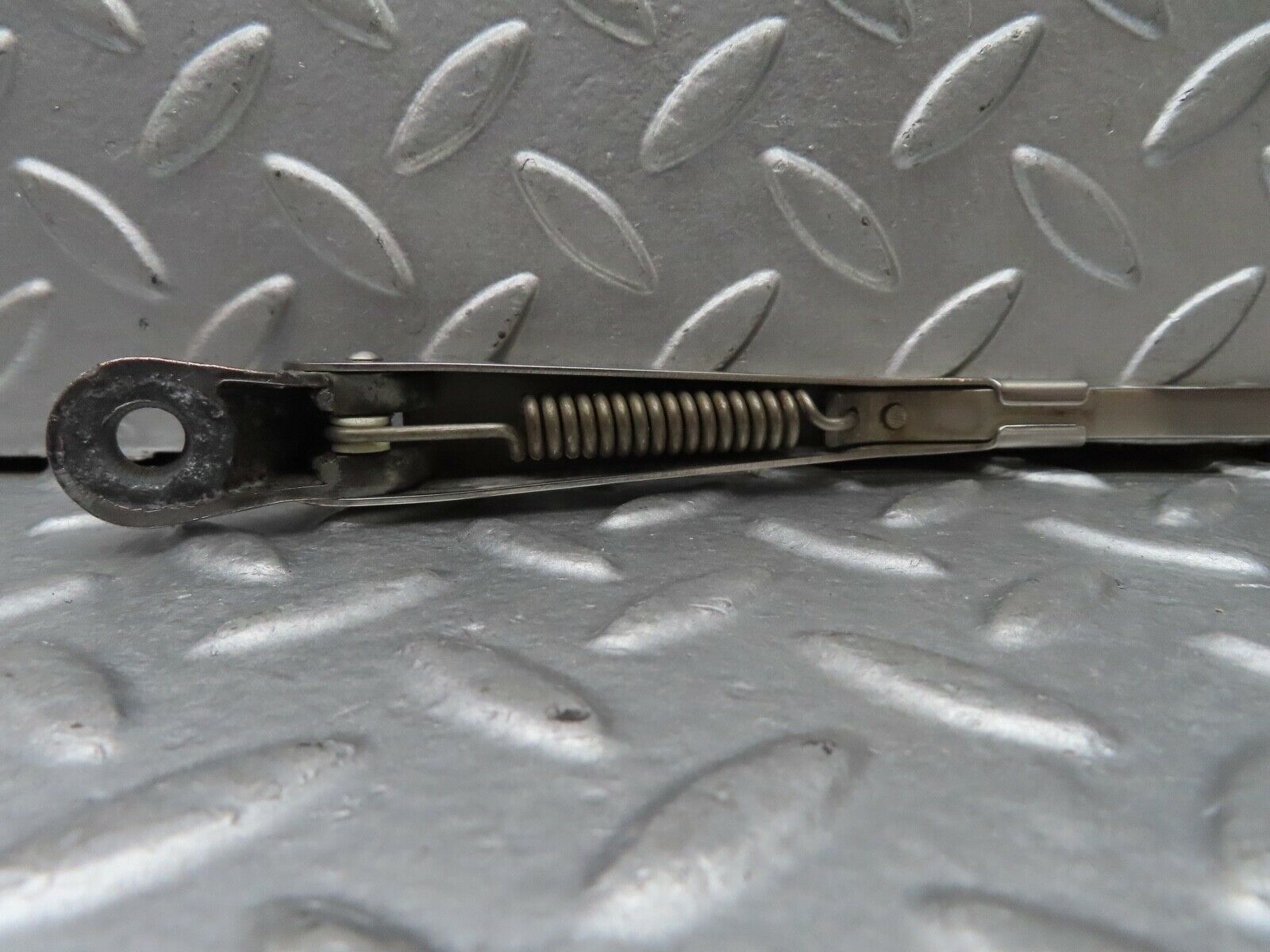 18405 Mercedes-Benz W111 220SE Coupe Wiper Arm Left Side