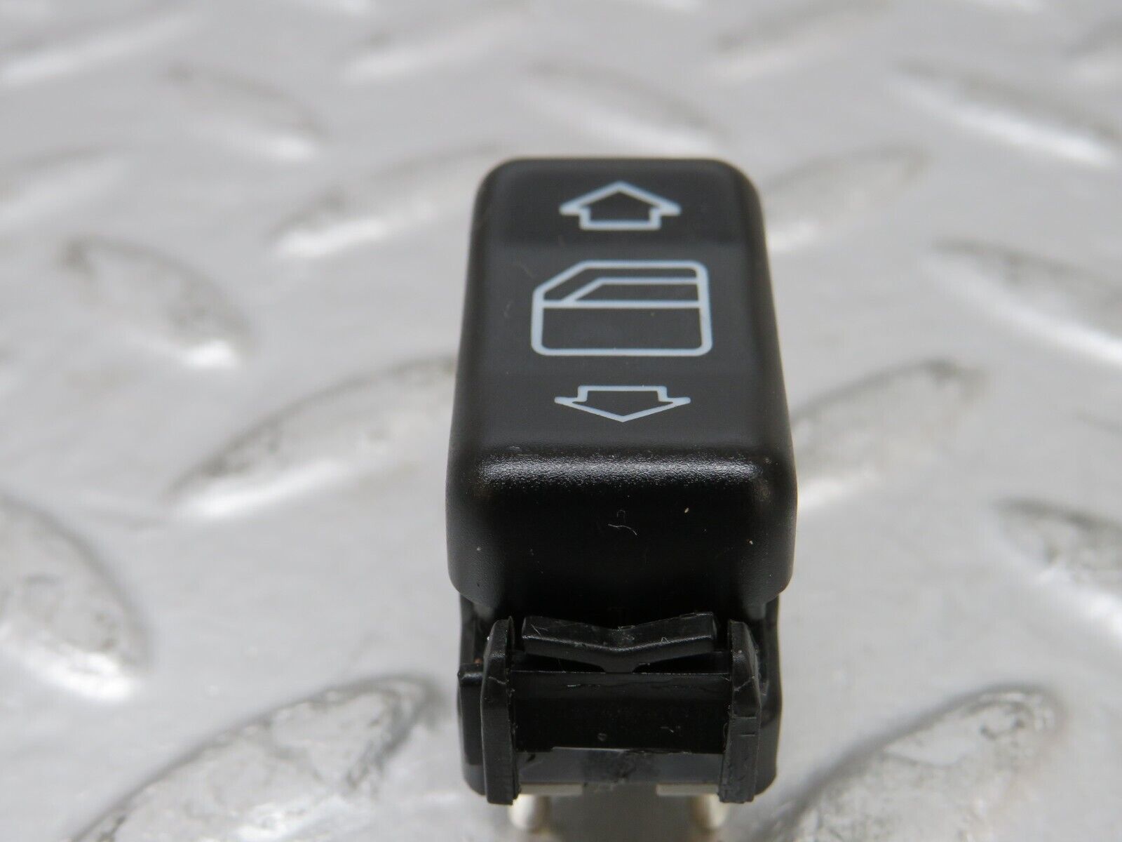 25739 Mercedes-Benz W124 280E Electric Window Switch Left 1248209410