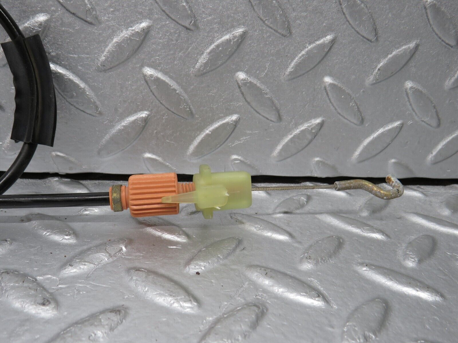 38475 Mercedes-Benz R129 280SL Coupe Door Lock Cable