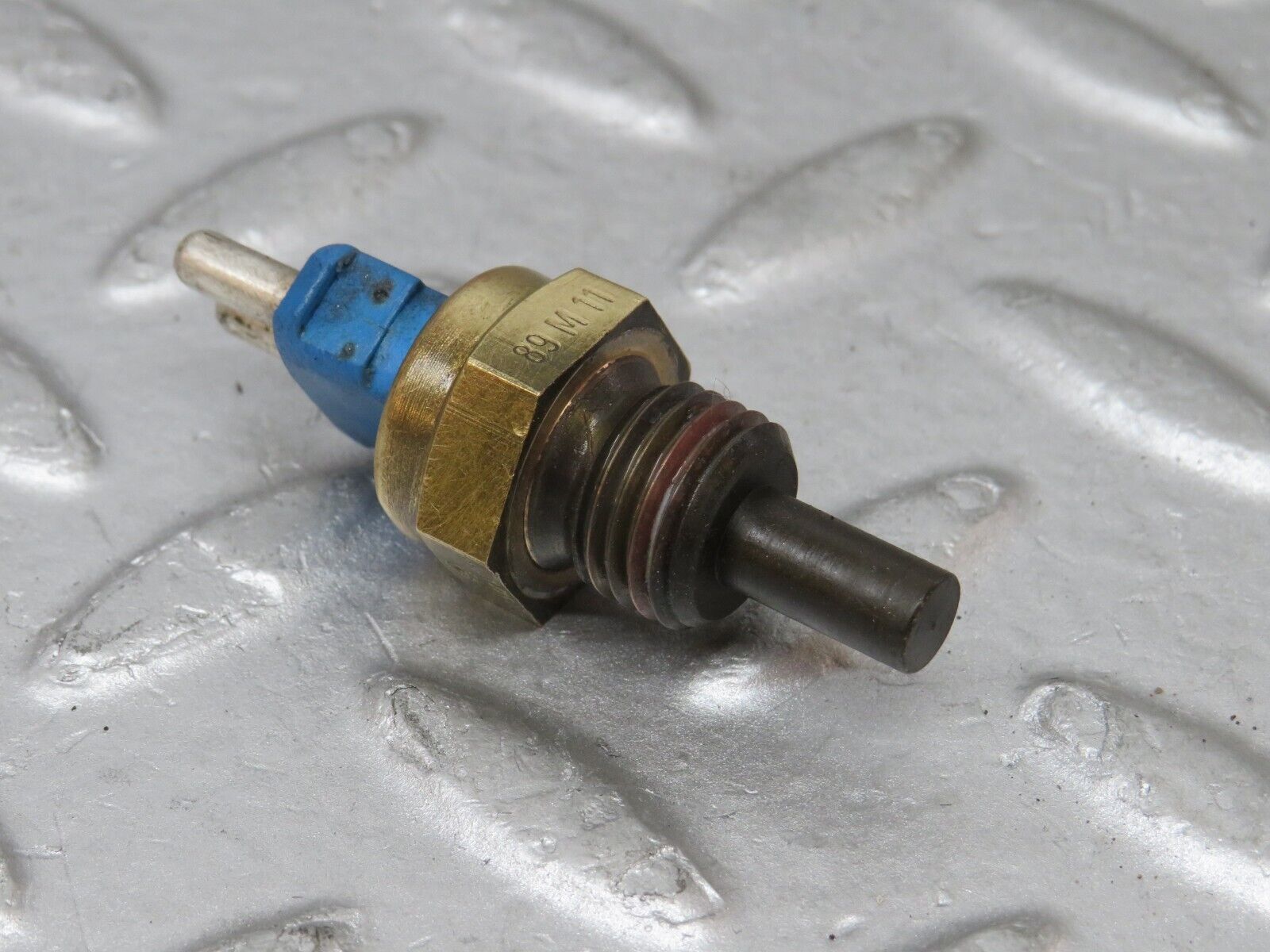 36255 Mercedes-Benz W126 420SE Coolant Temperature Sensor VDO 0085424517