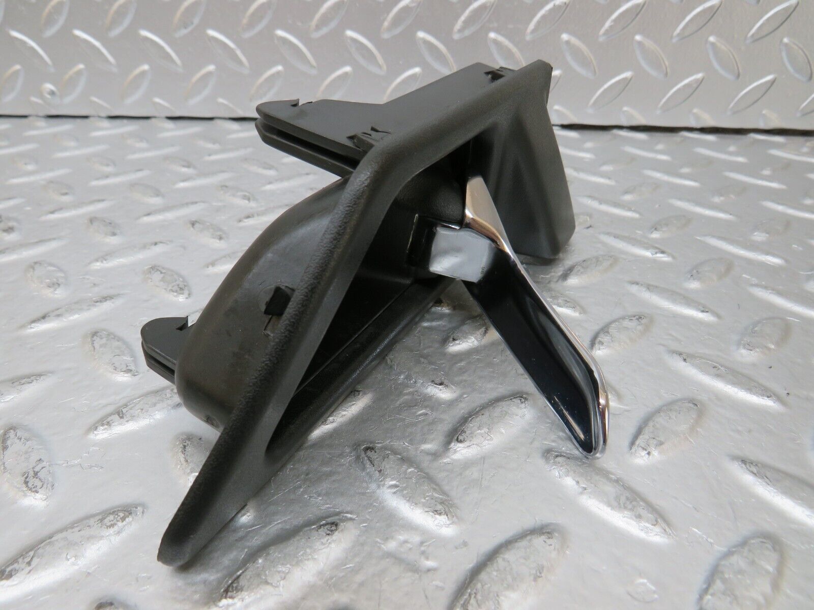 25908 Mercedes-Benz W124 280E Interior Door Handle Front Right 1247600261