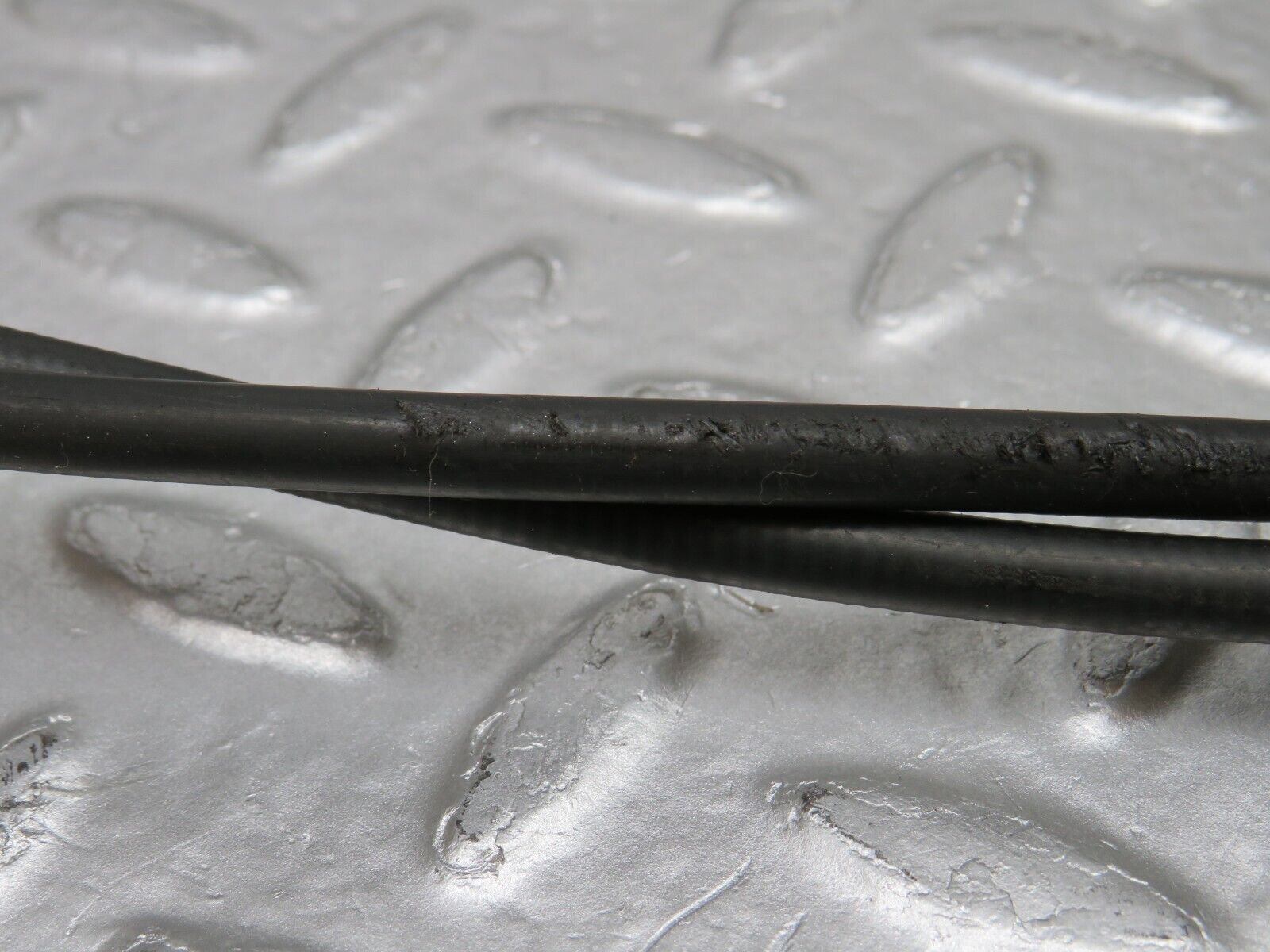 34641 Mercedes-Benz C126 380SEC Coupe Bonnet Release Cable 1269970881