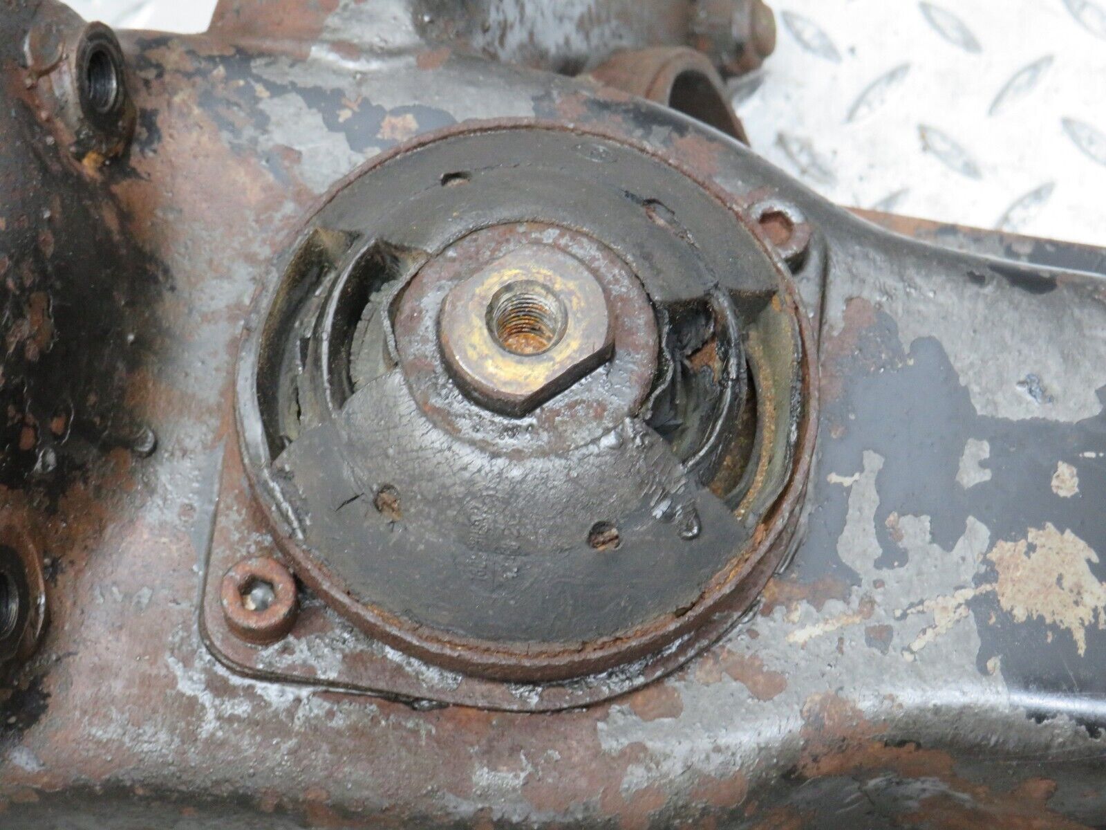 40534 Mercedes-Benz W110 230 Front Subframe Engine Carrier Cradle