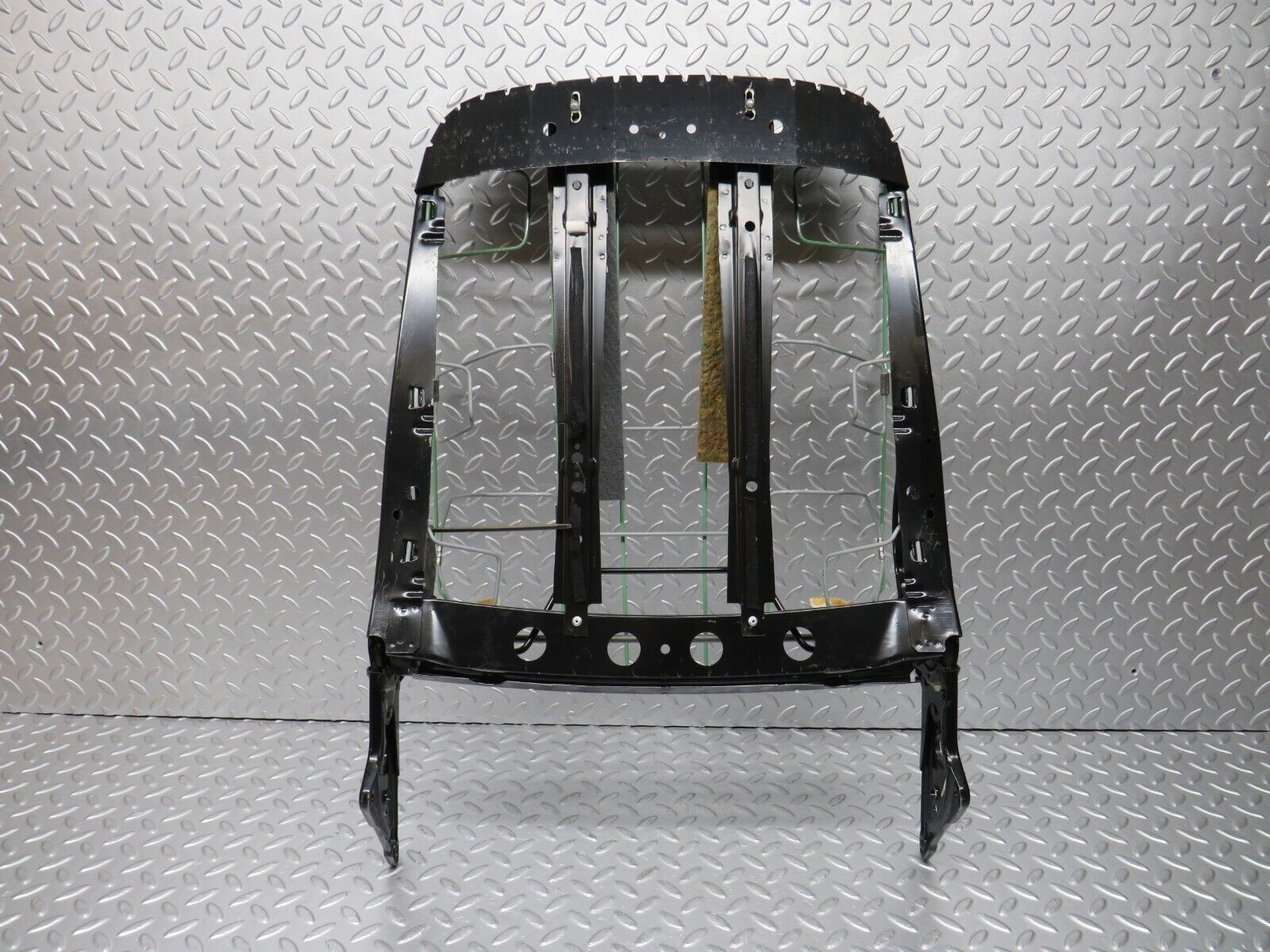 30454 Mercedes-Benz W124 230E Front Right Driver Seat Backrest