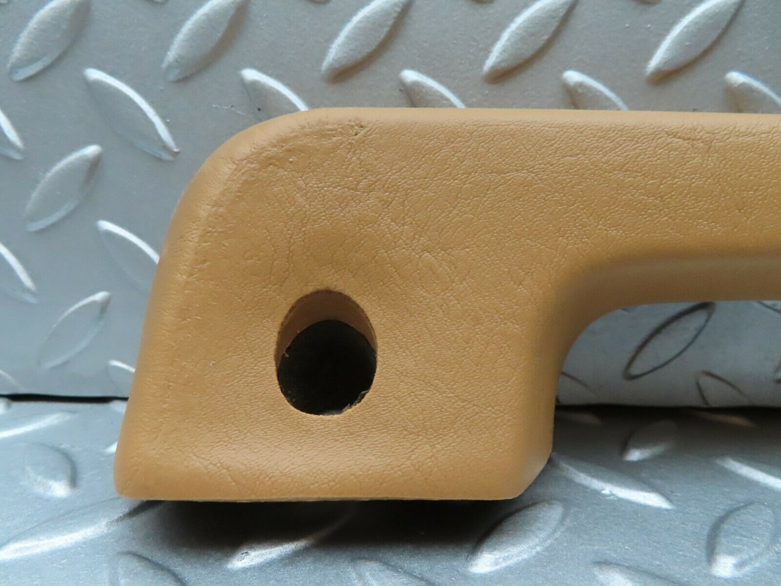 3711 Mercedes-Benz S123 200T Wagon Door Handle Rear Left Palomino 1239701901