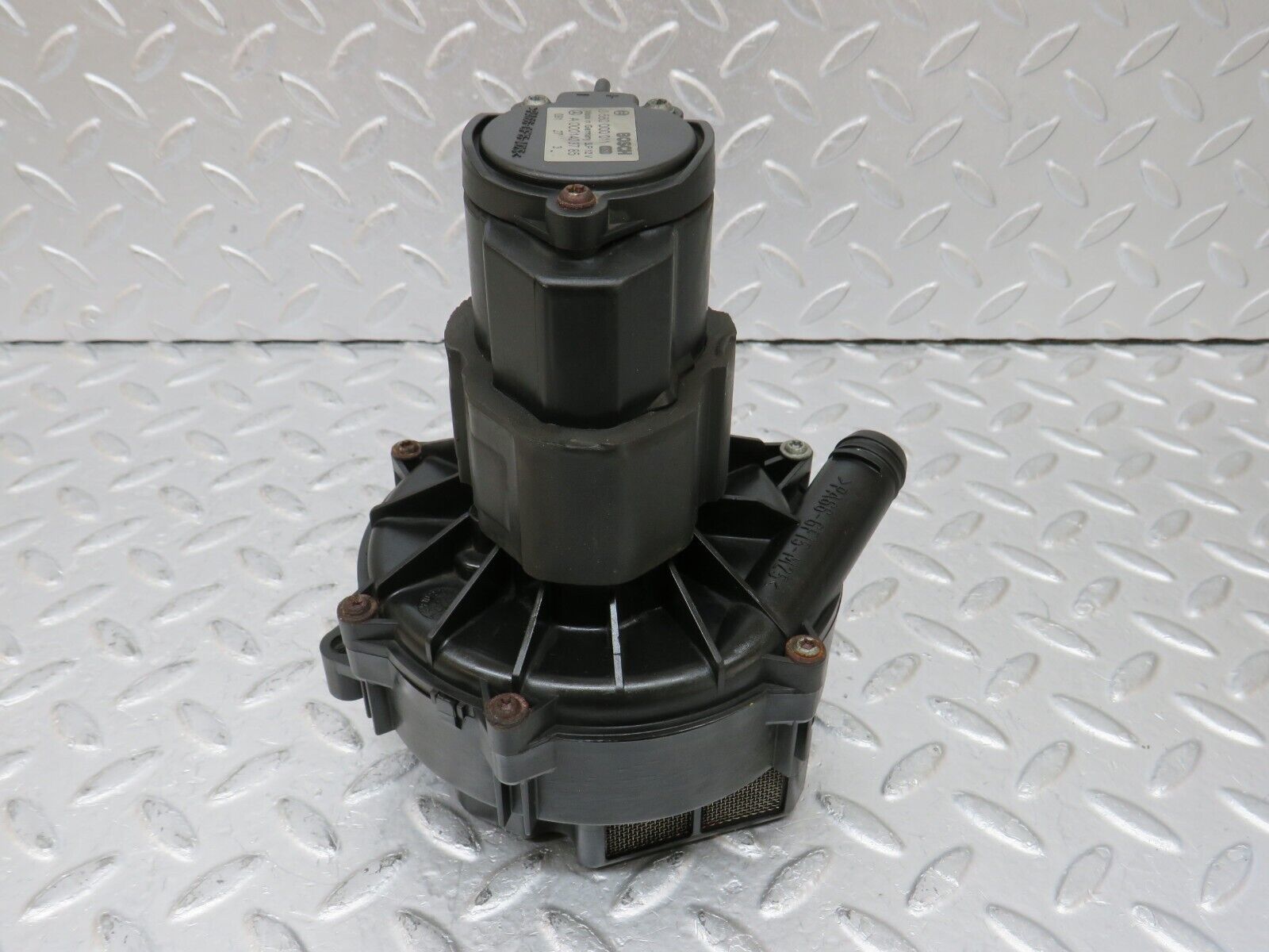 34945 Mercedes-Benz W210 320E Secondary Air Pump Bosch 0001403785 0580000011