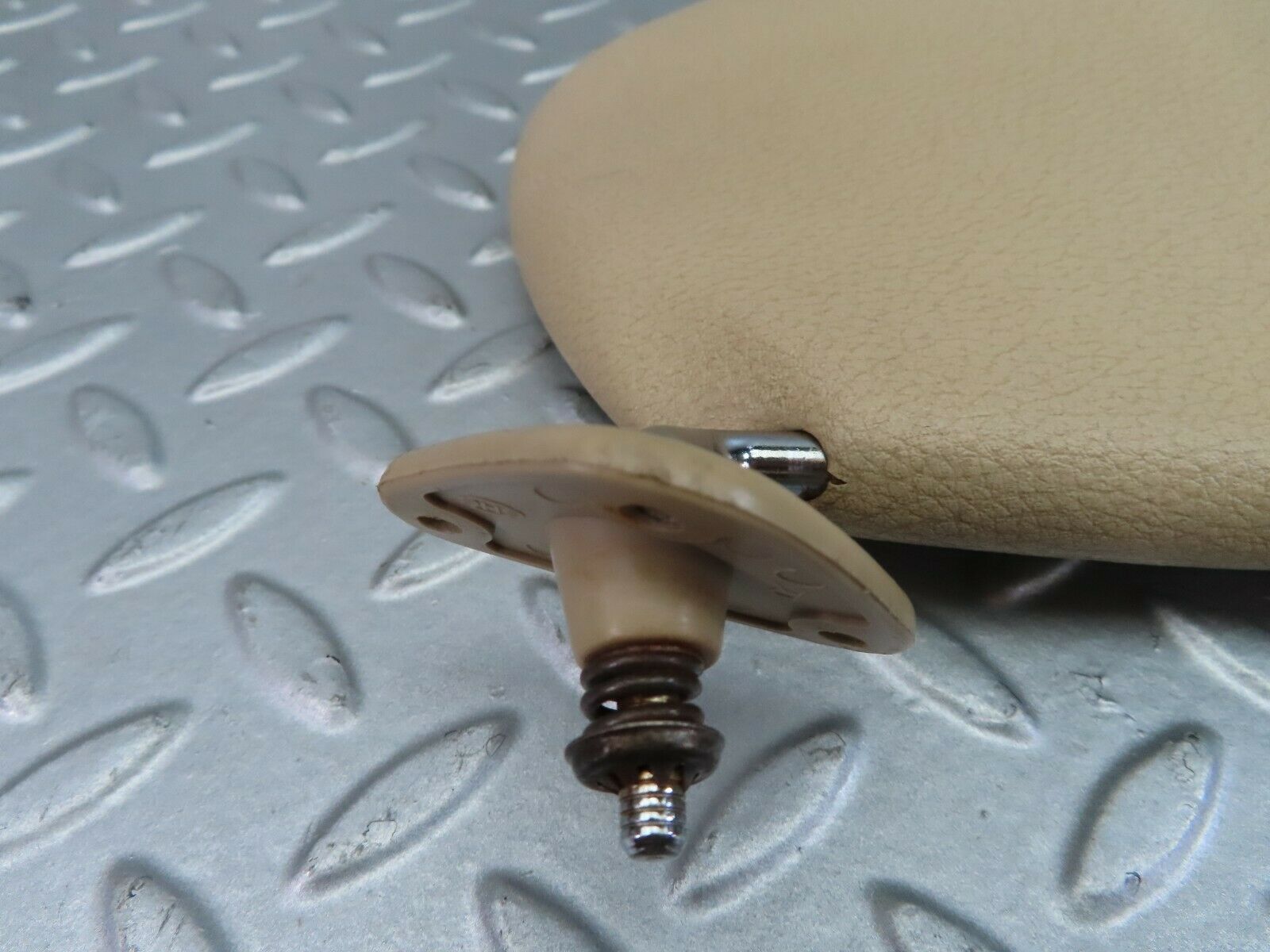 7268 Mercedes-Benz W116 450SE Sun Visor Right Side