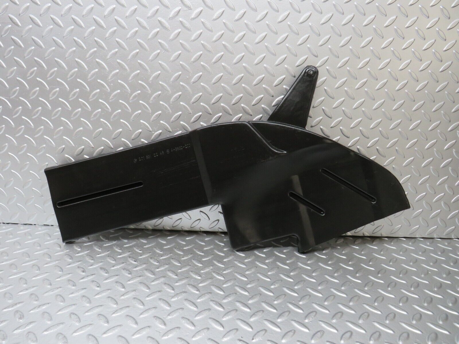 25136 Mercedes-Benz W201 190D Air Duct Heater Ventilation Right 2018312246