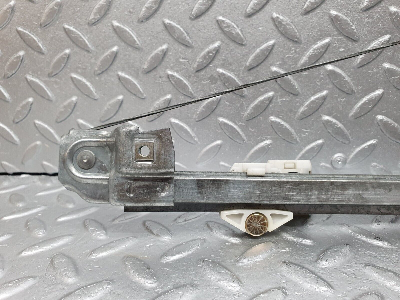 41402 Mercedes-Benz W124 200E Rear Right Manual Window Regulator