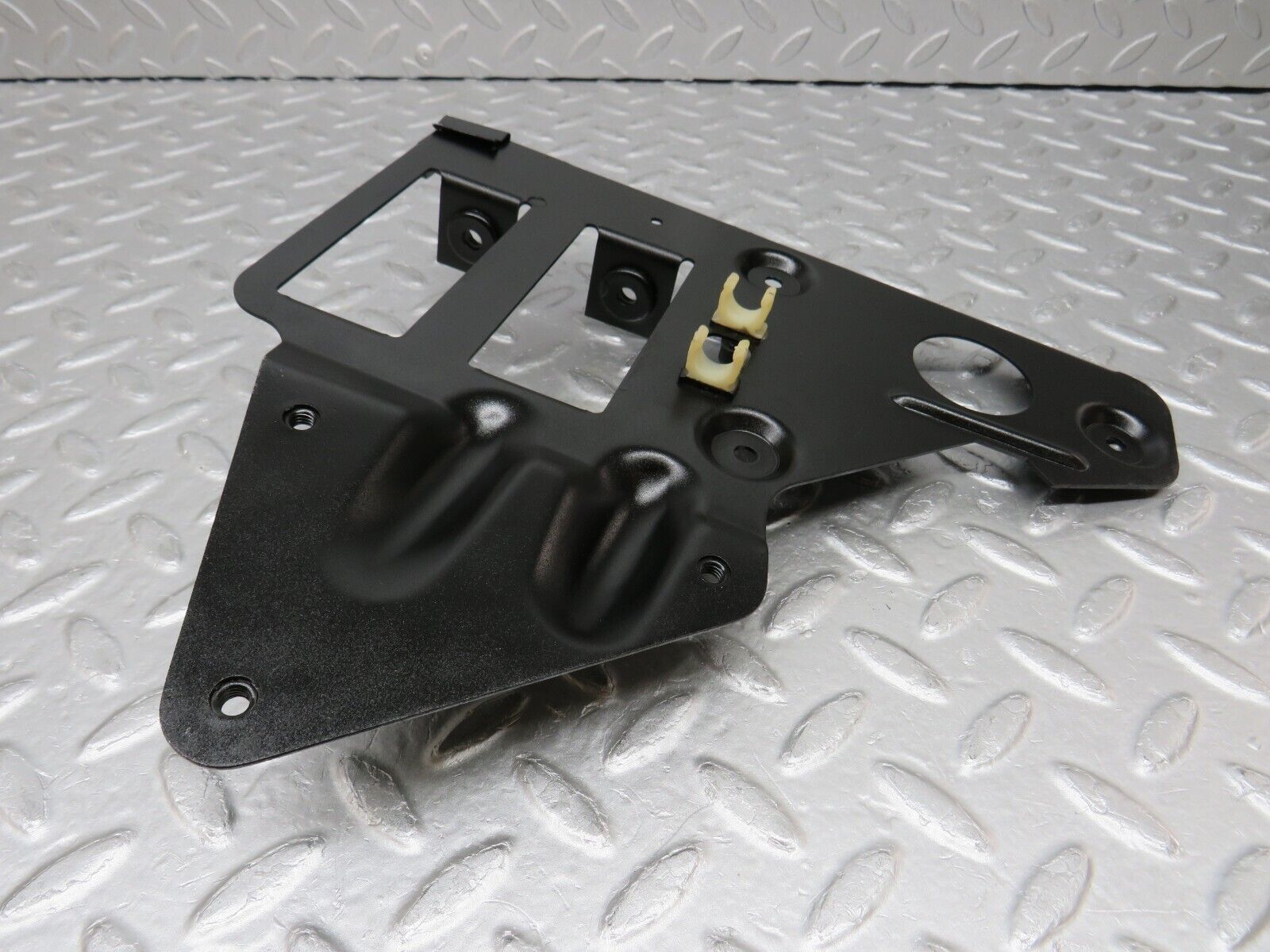 37486 Mercedes-Benz W109 300SEL Sunroof Motor Bracket