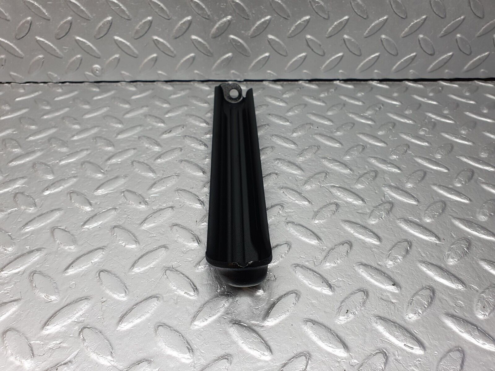 41527 Mercedes-Benz W124 200E Intake Manifold Bracket