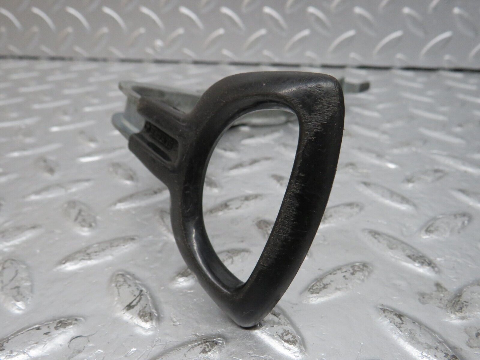 33886 Mercedes-Benz C123 230CE Coupe Front Right Seat Side Height Adjust Handle