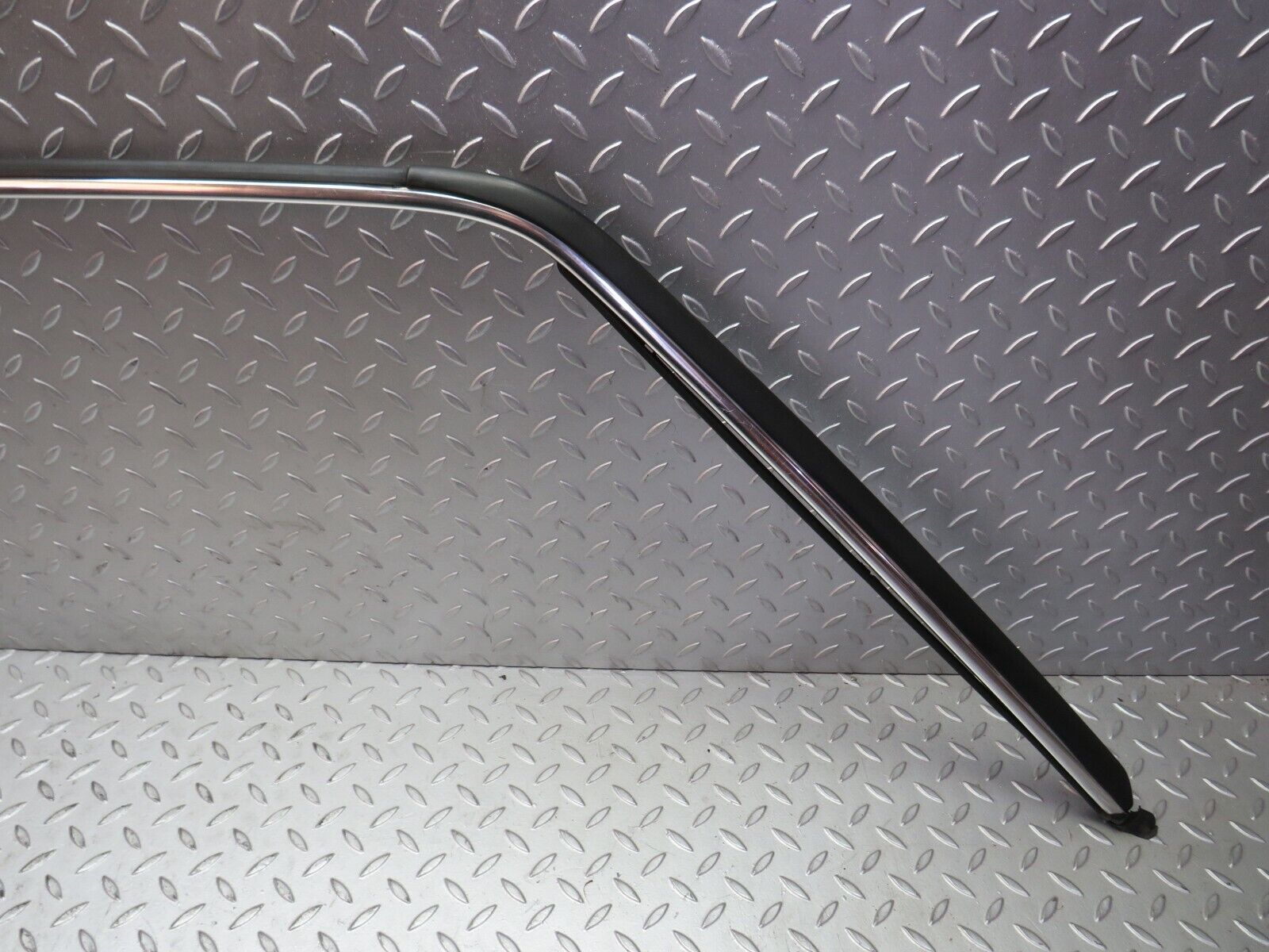 32219 Mercedes-Benz W123 230E Roof Chrome Right Moulding Trim