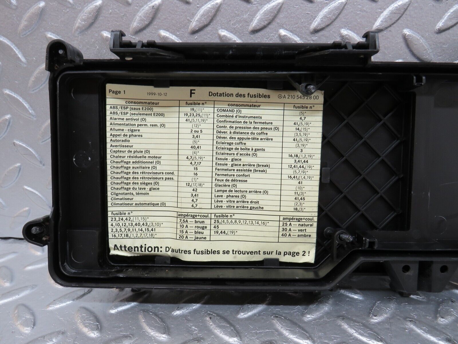 34845 Mercedes-Benz W210 320E Fuse Box 2105400350 2105400782