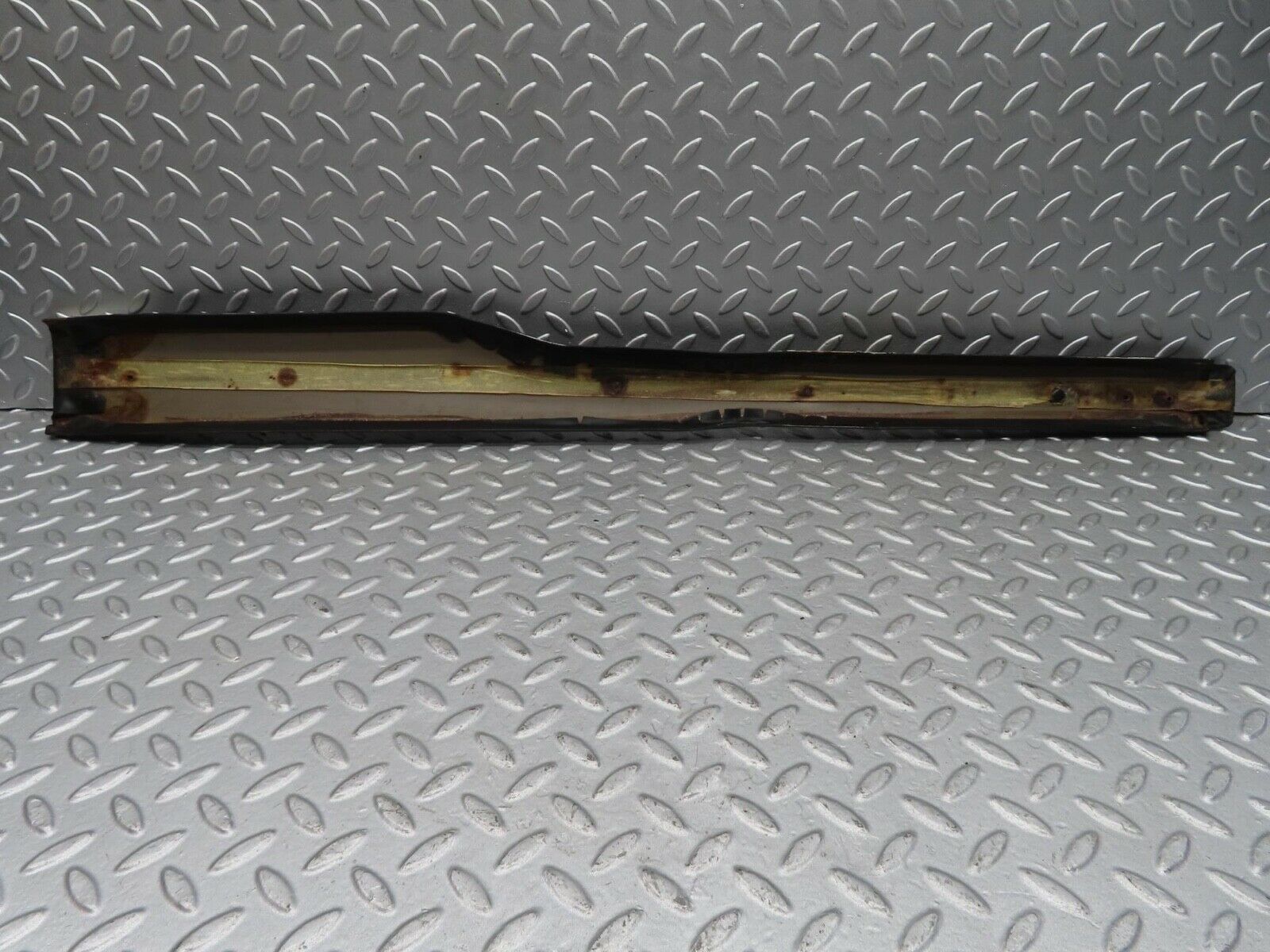 13252 Mercedes-Benz W111 220S B Pillar Cover Left Side