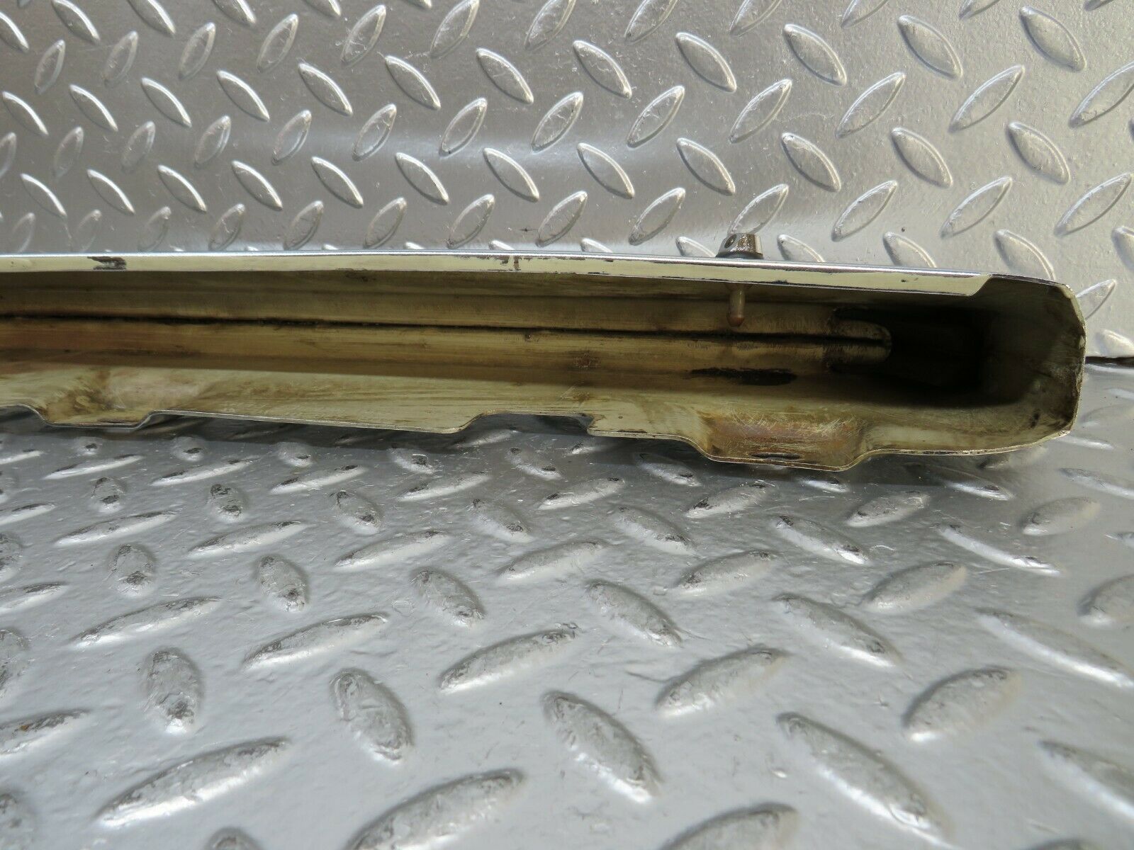 23240 Mercedes-Benz W116 350SE Front Left Upper Bumper Corner 1168800170