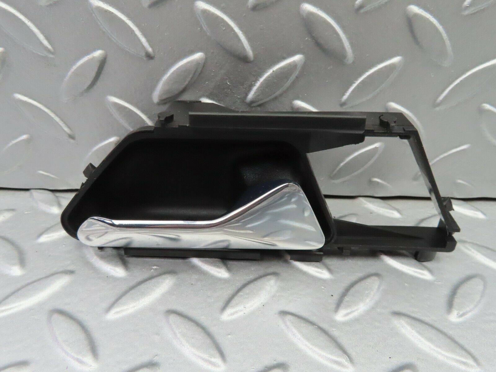 6446 Mercedes-Benz S124 E220 Wagon Interior Door Handle Right Side 1247600261