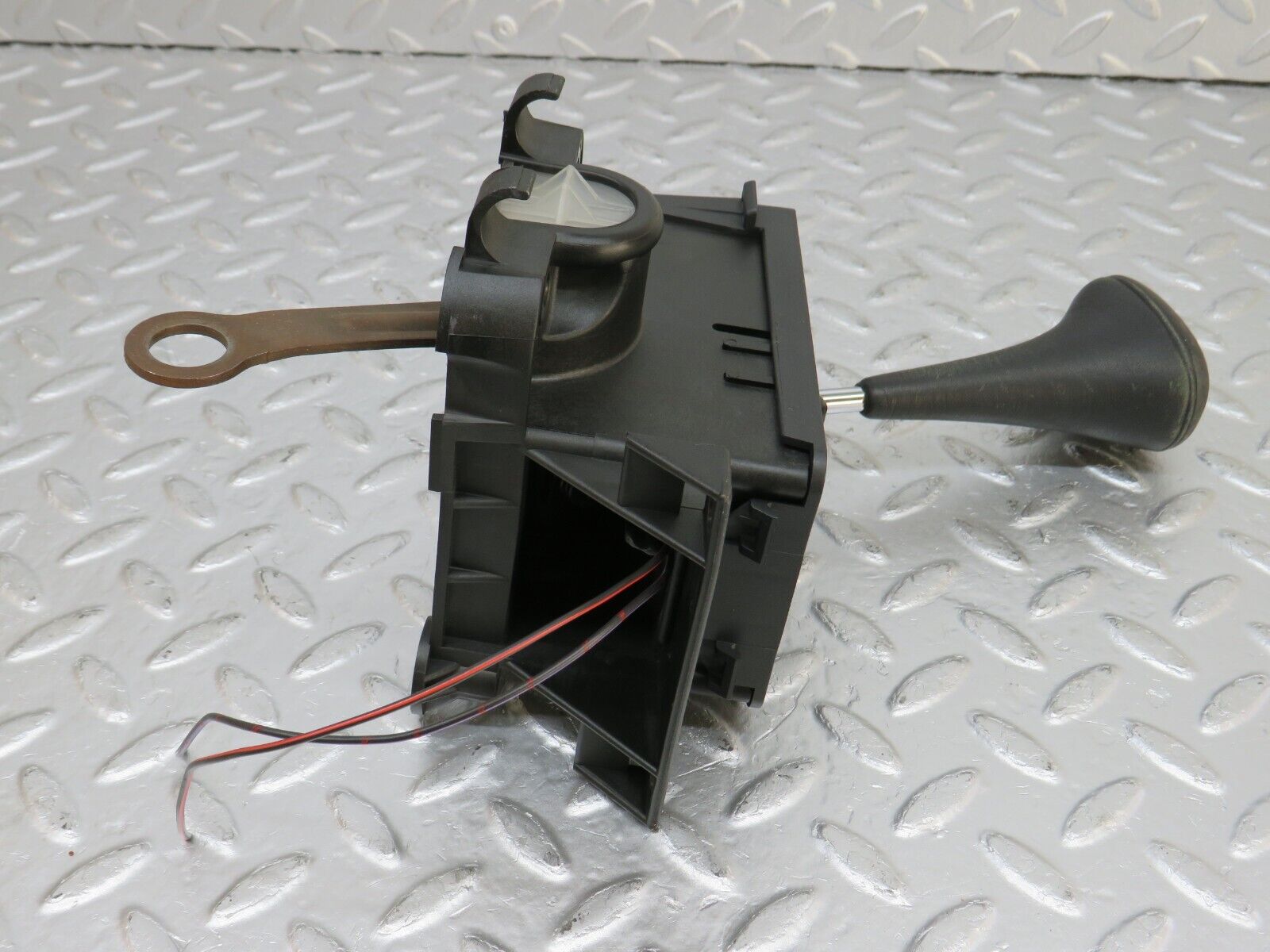 33720 Mercedes-Benz W201 190E 2.0L Automatic Gear Shift Selector 1242670405