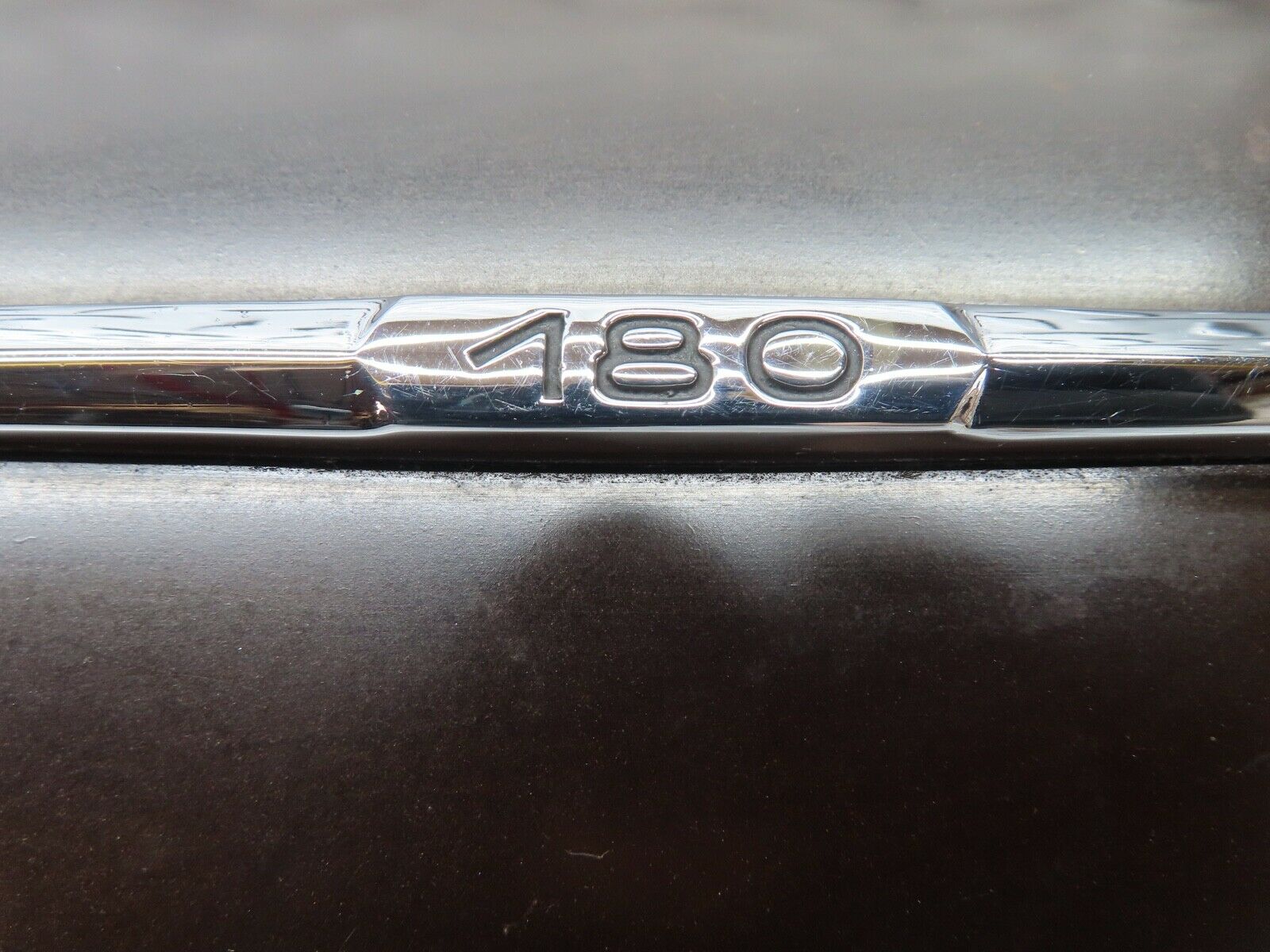 18638 Mercedes-Benz W120 W121 Ponton Middle Dashboard Cover 101206890239