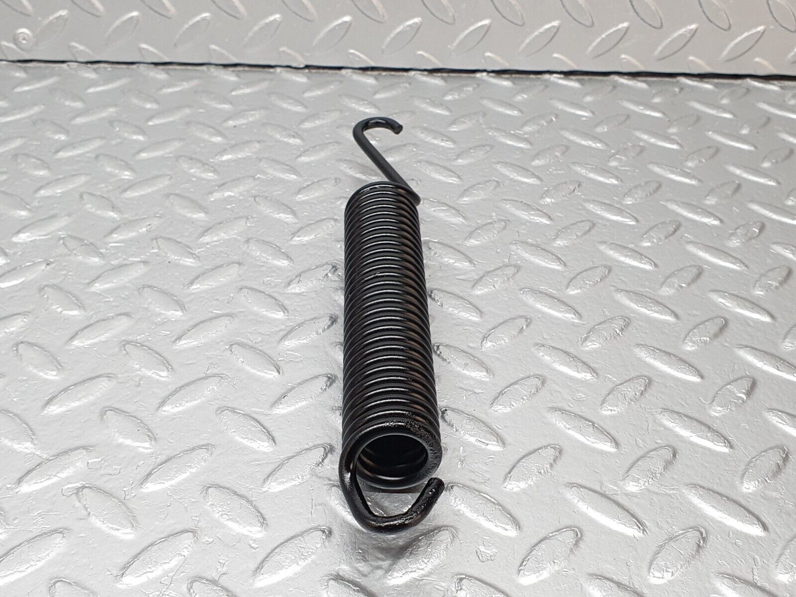 40838 Mercedes-Benz W123 300D Bonnet Hinge Spring