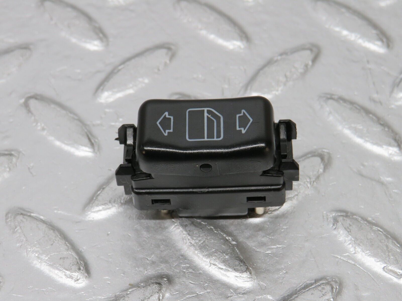 32403 Mercedes-Benz W124 230E Electric Window Switch Left 1248204610