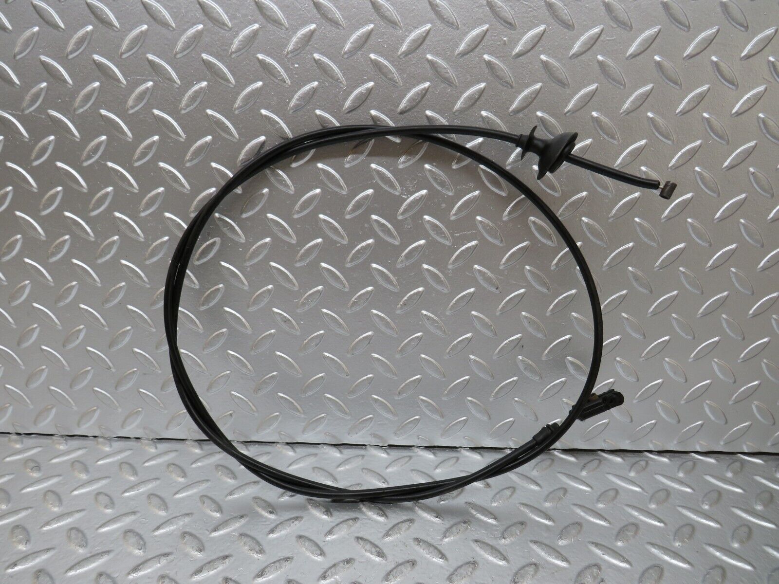 25319 Mercedes-Benz W201 190D Bonnet Release Cable 1239970681