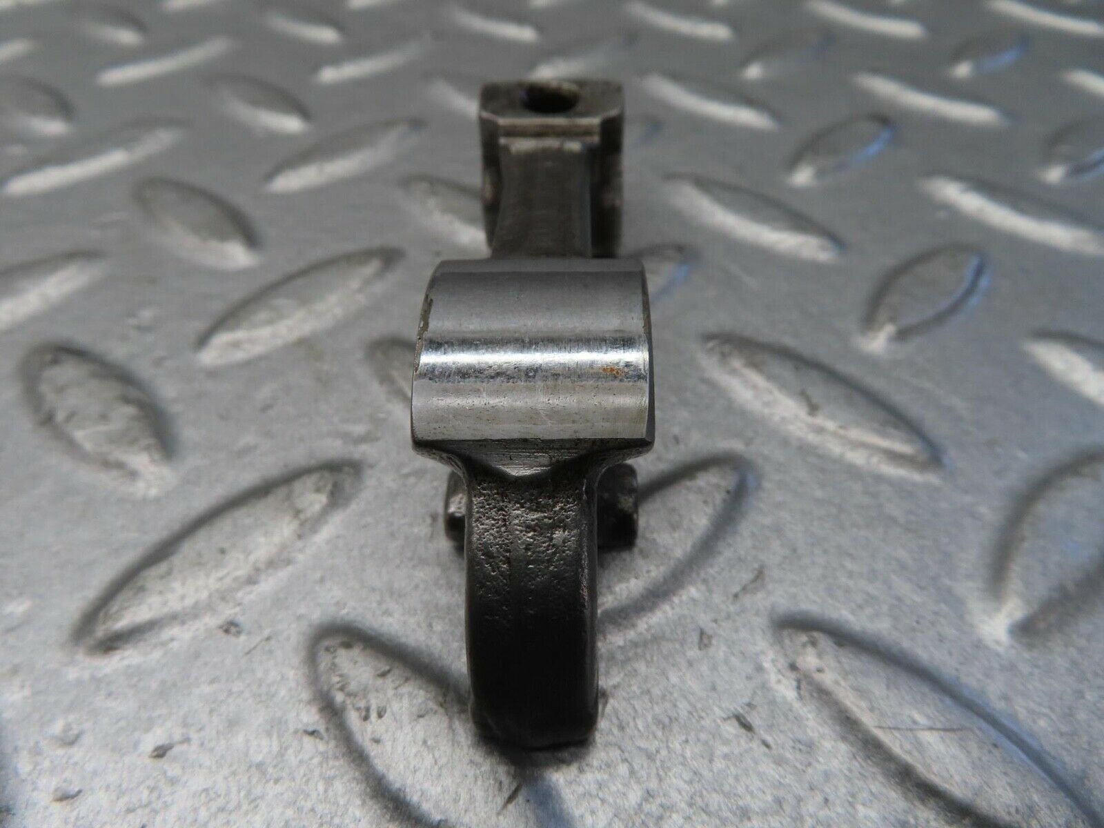 13375 Mercedes-Benz W111 230S Valve Rocker Arm With Retaining Spring