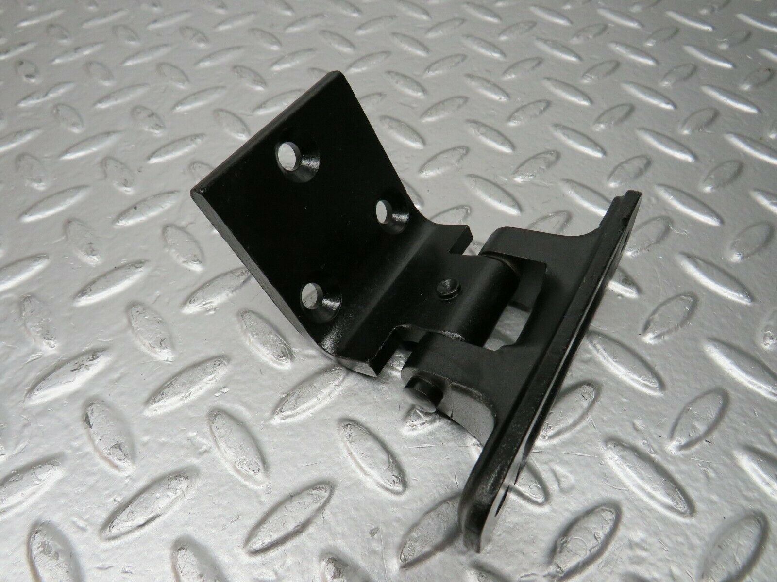 24522 Mercedes-Benz W108 Front Door Hinge Left/Right