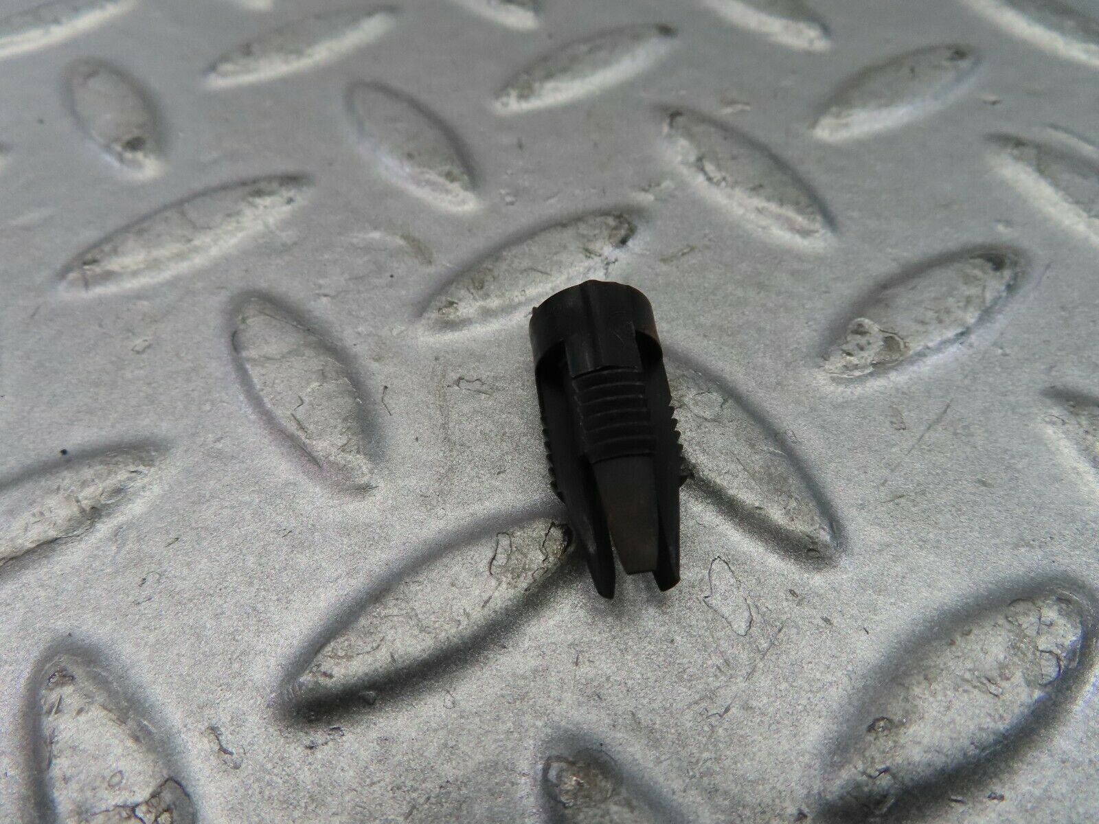 9216 Mercedes-Benz W114 Carburettor Float Chamber Ventilation Valve