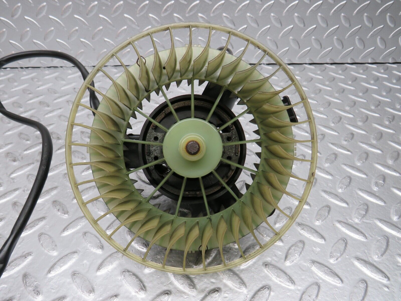 29516 Mercedes-Benz W124 230E Heater Blower Motor