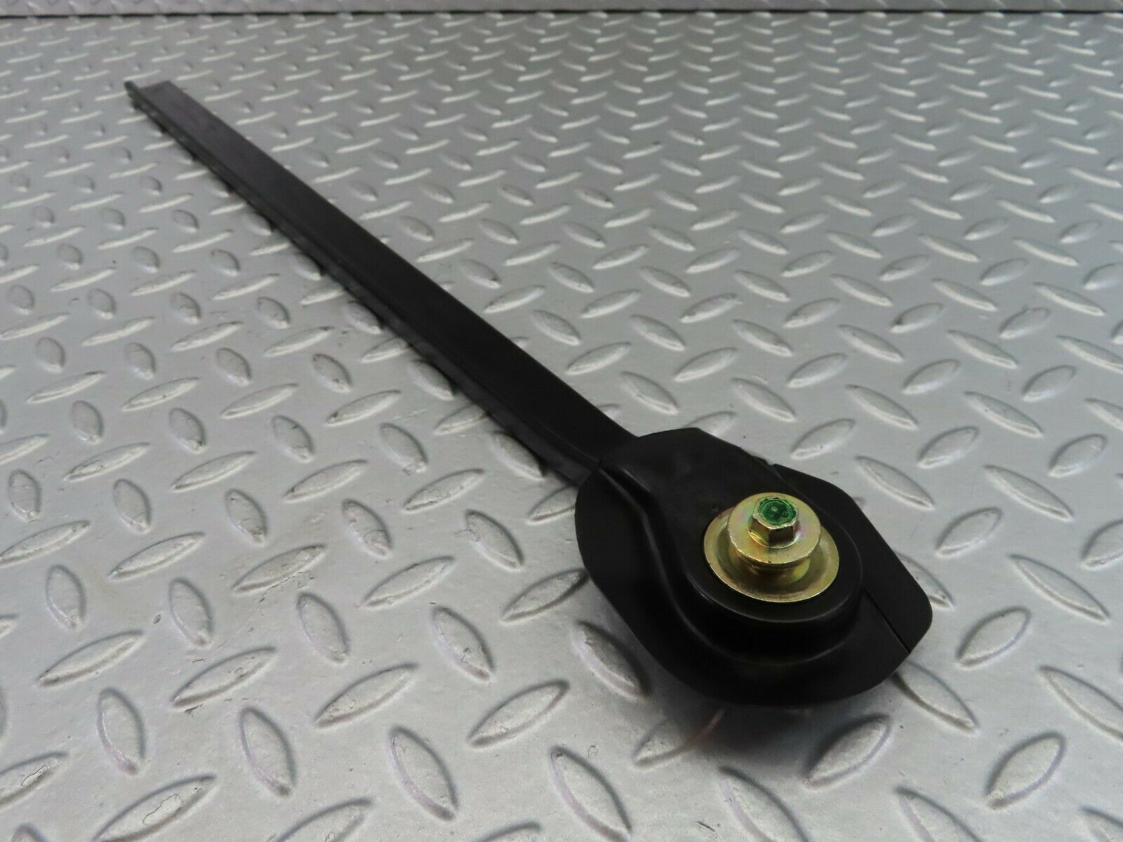 7724 Mercedes-Benz S123 230TE Wagon Seat Belt Runner With Cover Left