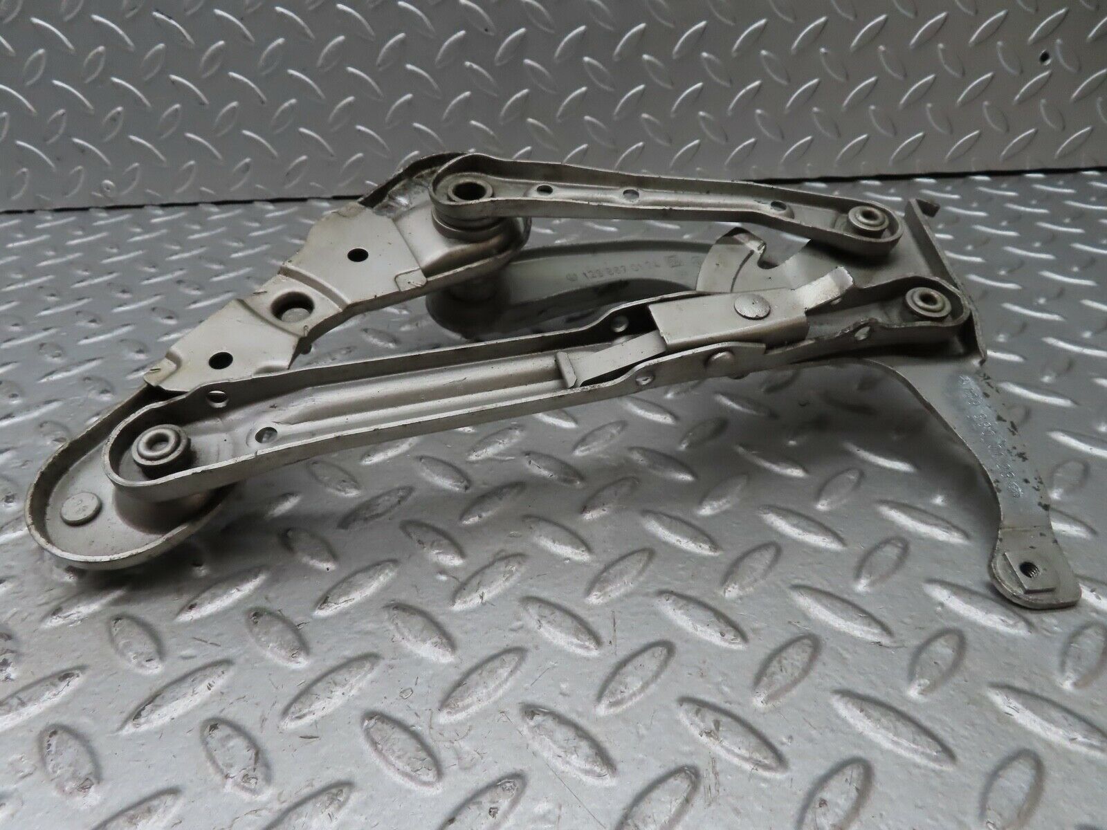 19479 Mercedes-Benz C140 CL420 Coupe Bonnet Hinge Left Side 1298800128