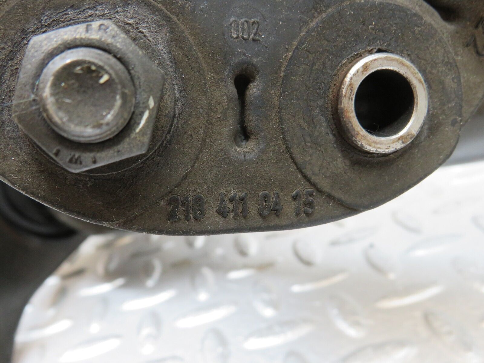 35043 Mercedes-Benz W210 320E Cardan Shaft Prop Shaft 2104109306