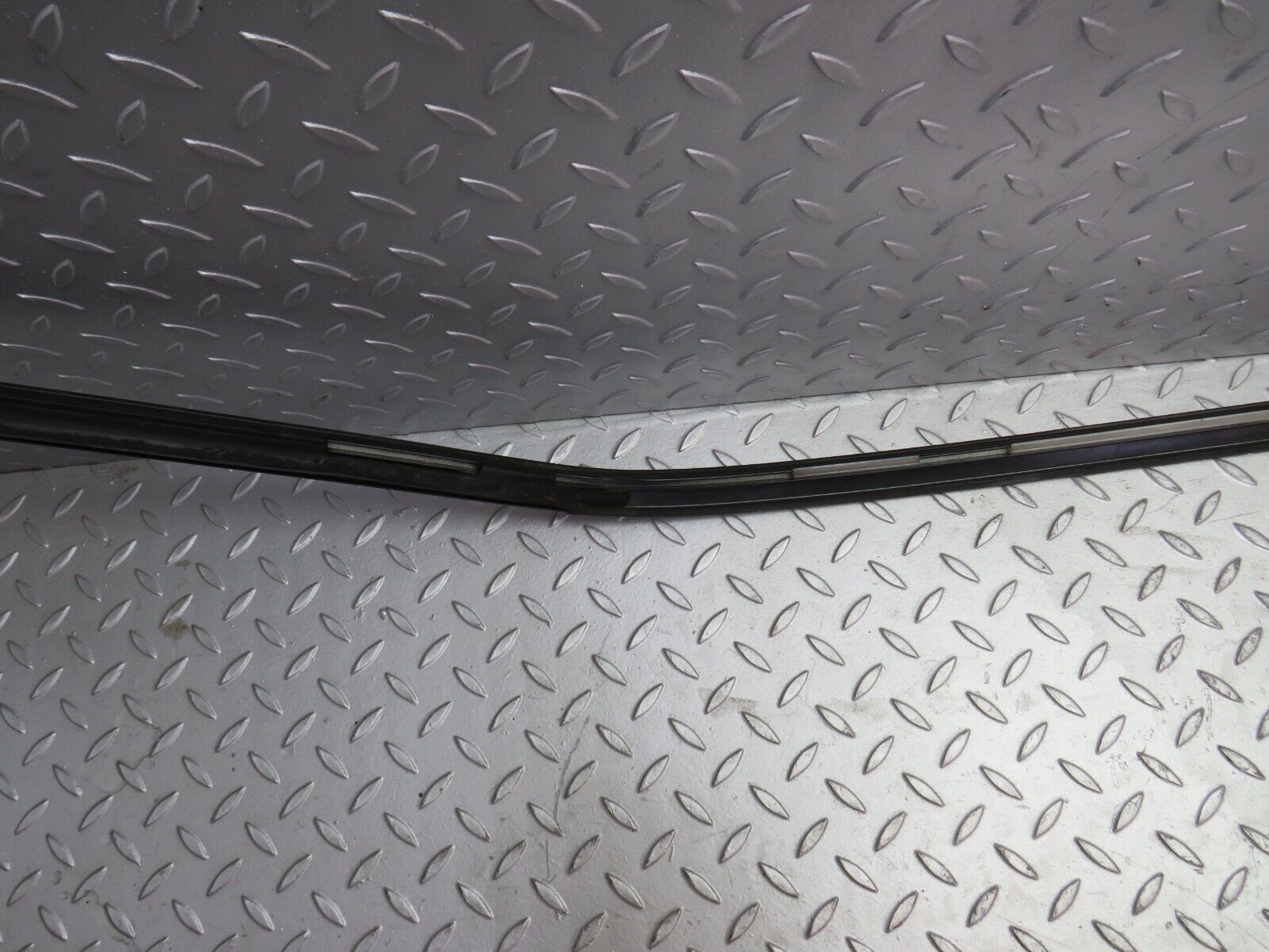 29216 Mercedes-Benz W124 230E Roof Chrome Trim Left Side 1246900397