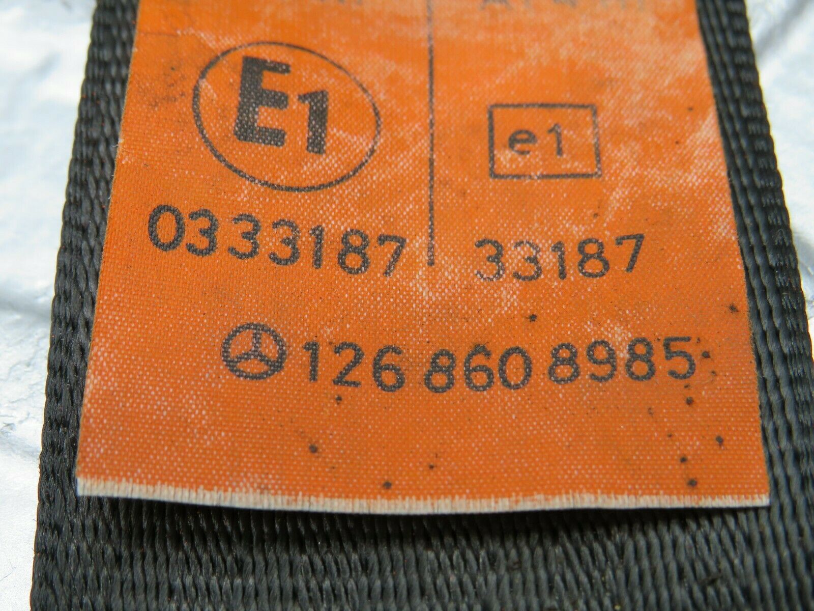 24058 Mercedes-Benz W123 280E Rear Seat Belt 1268608985