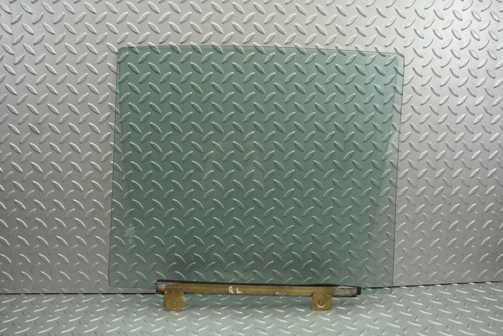 2601 Mercedes-Benz W116 350SE Rear Left Door Glass