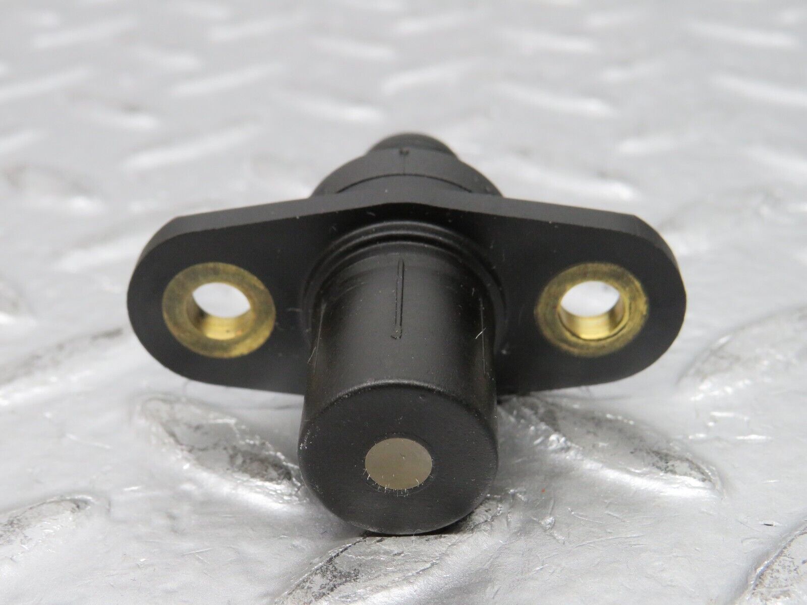 31464 Mercedes-Benz S124 220TE Wagon Camshaft Position Sensor 0021539528