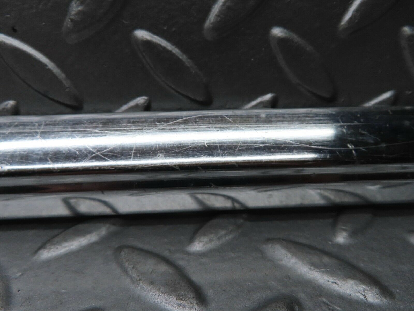 20957 Mercedes-Benz W114 250CE Coupe Left Door Chrome Moulding Trim