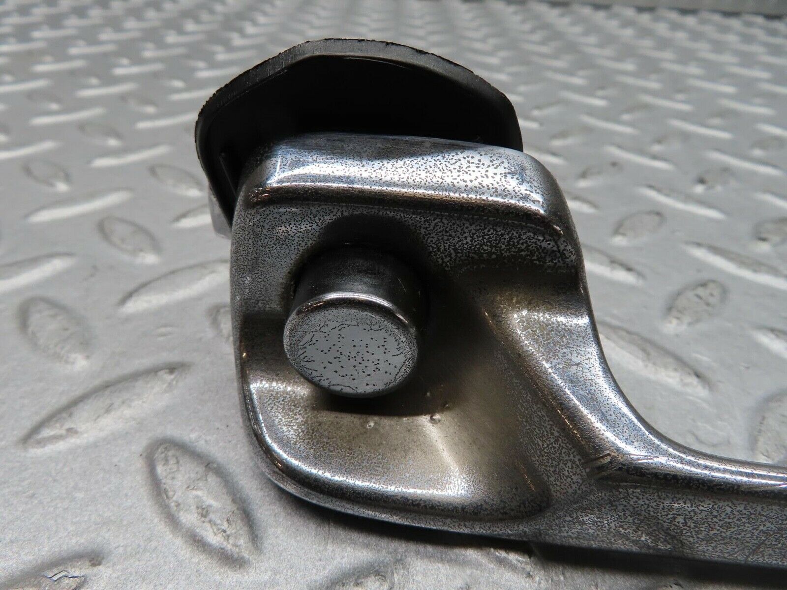 12297 Mercedes-Benz W108 280SE 3.5 Chrome Door Handle Rear Left 1087661102