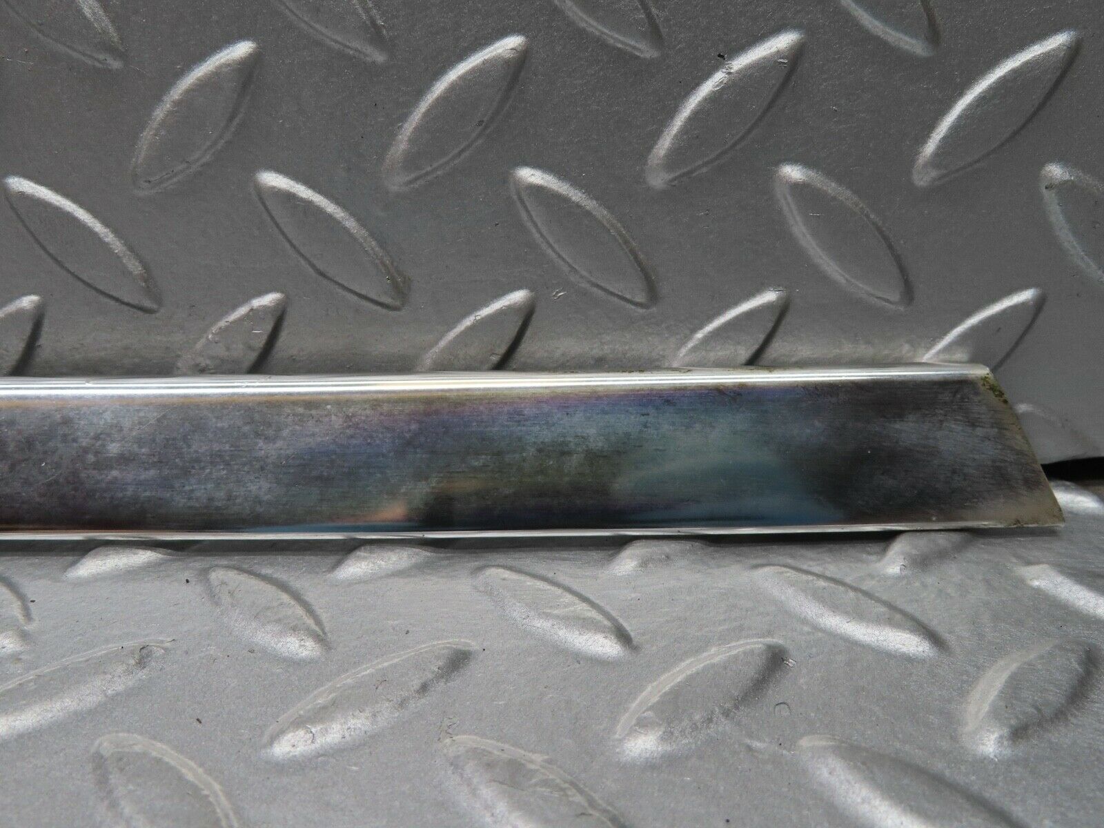 16776 Mercedes-Benz C107 380SLC Rear Right Quarter Window Chrome Trim