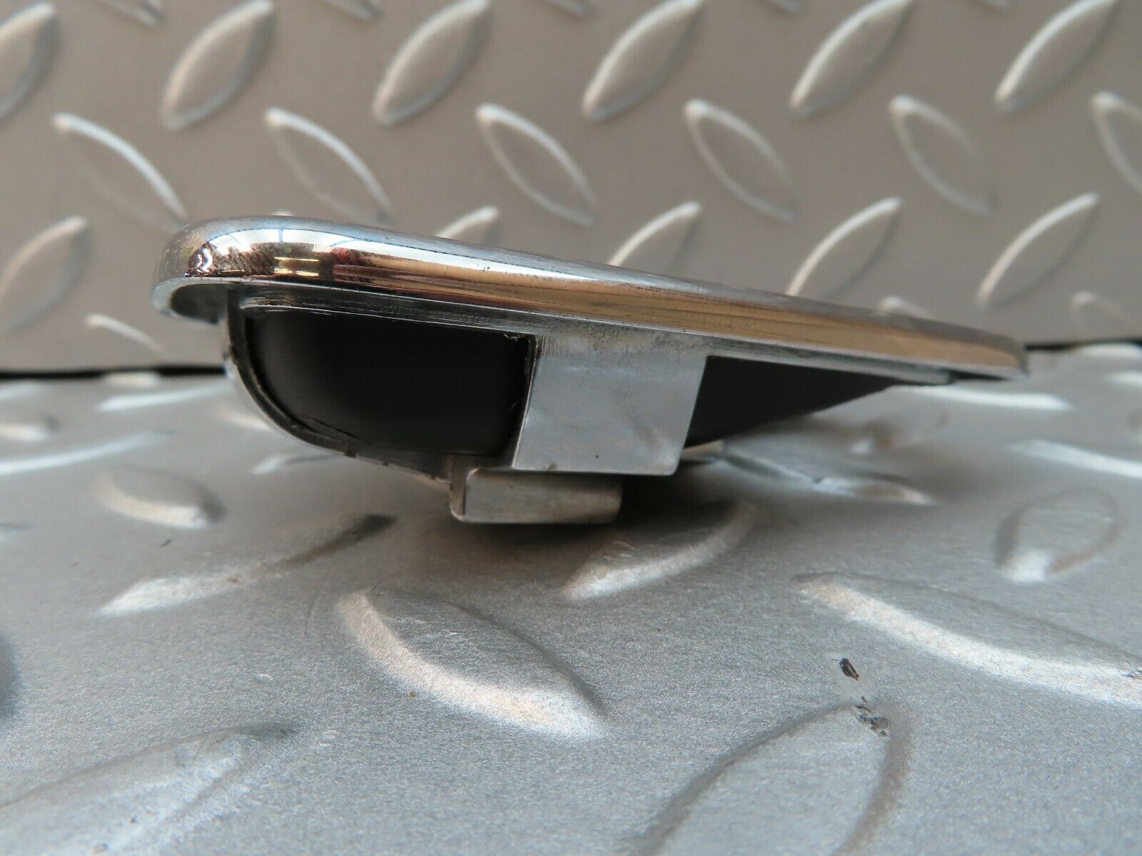 3820 Mercedes-Benz S123 200T Wagon Chrome Frame For Door Handle 1087660611