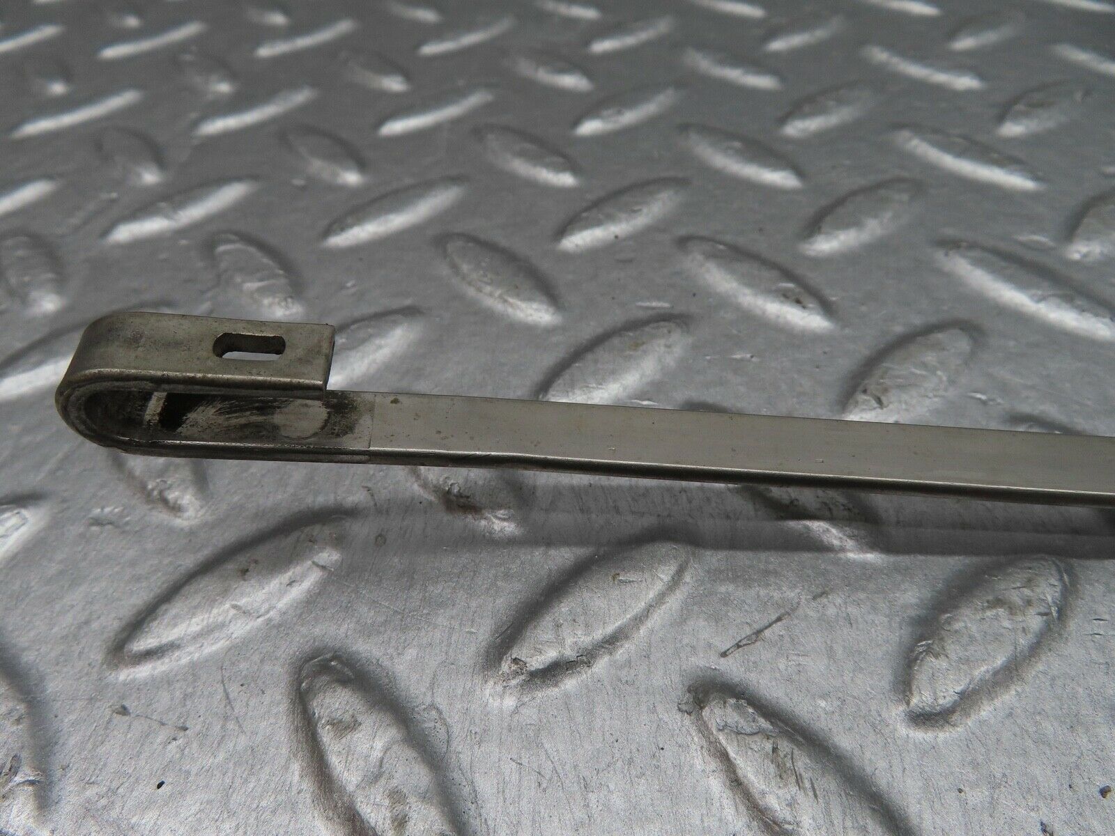 18274 Mercedes-Benz W111 220SE Coupe Wiper Arm Bosch Right Side 3399990553