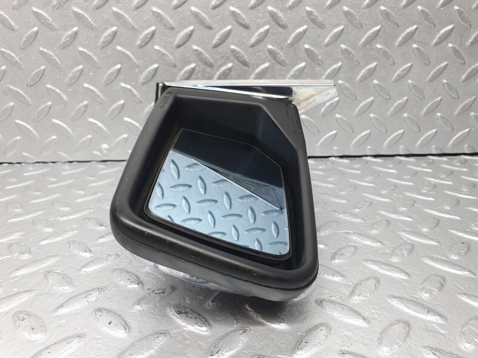 40759 Mercedes-Benz W123 300D Chrome Wing Mirror Right Side 1238110461