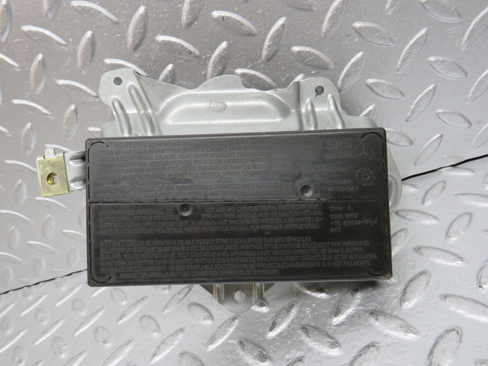 32281 Mercedes-Benz W220 S430 Front Left Door Airbag Control Module 2208600305