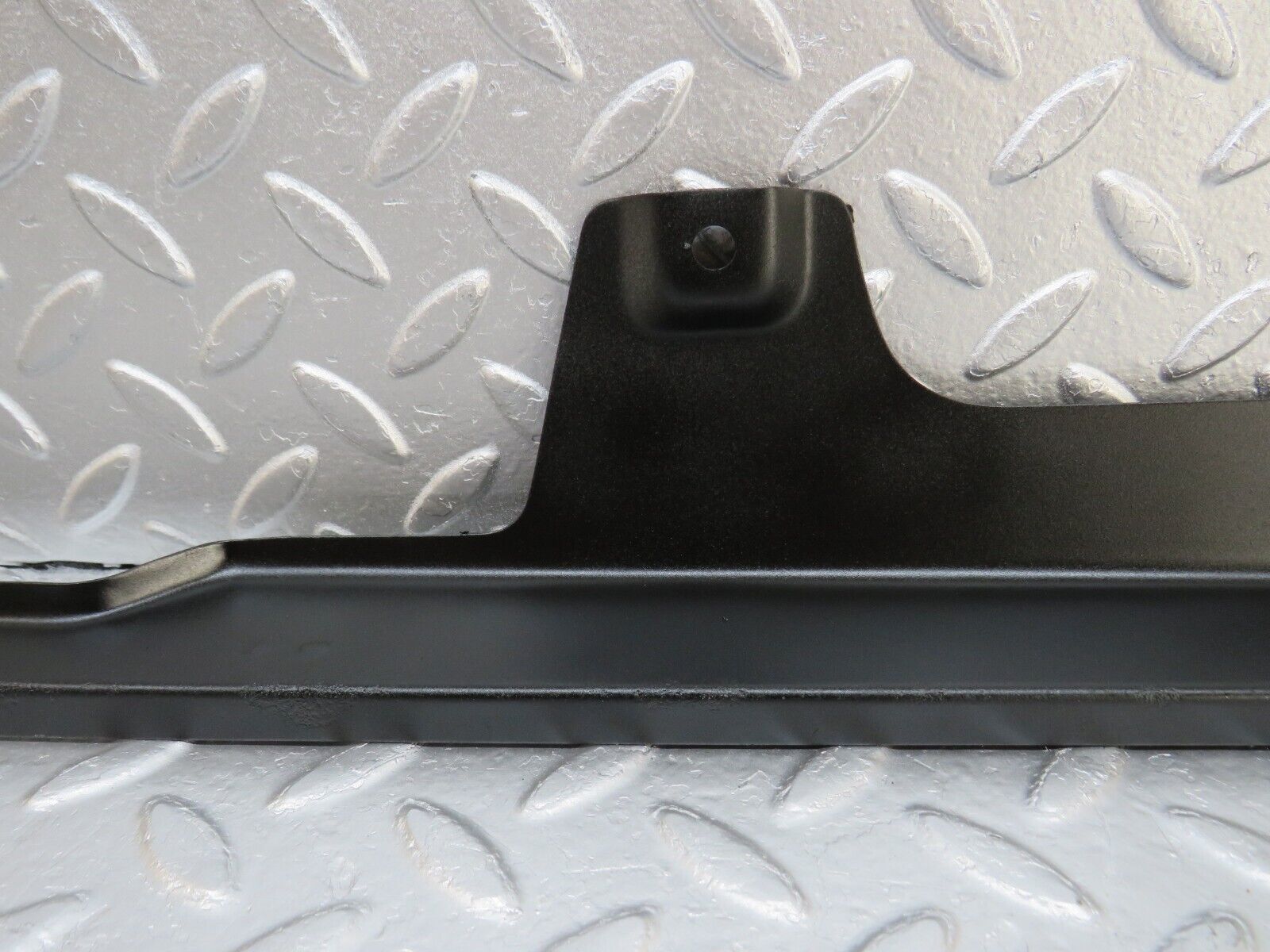 34609 Mercedes-Benz C126 380SEC Coupe Rear Window Channel Support Right Side