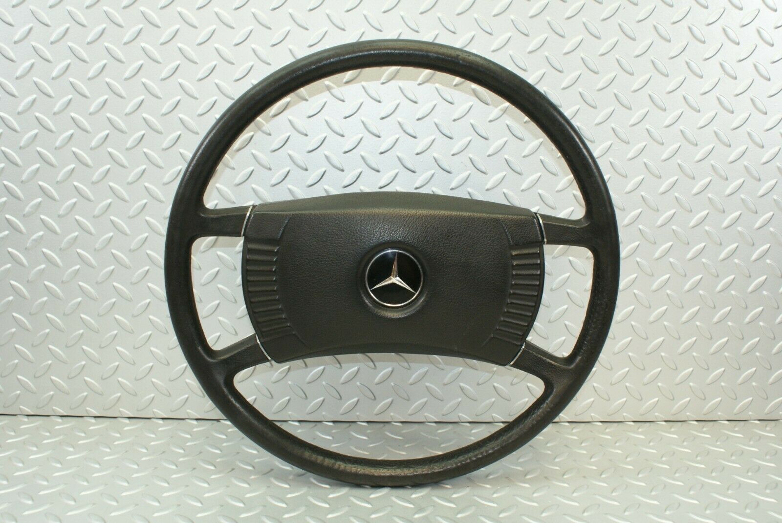 3149 Mercedes-Benz W115 220D Steering Wheel 1164640017