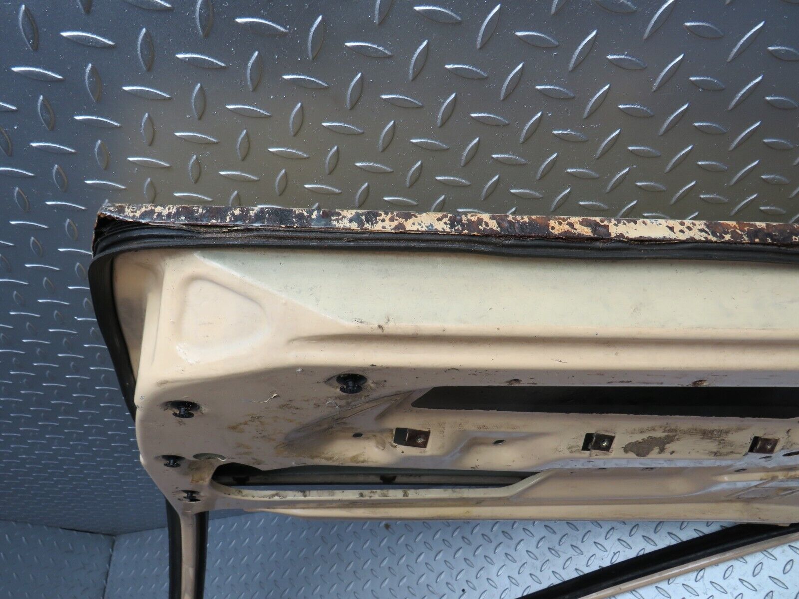30036 Porsche 924 Right Door